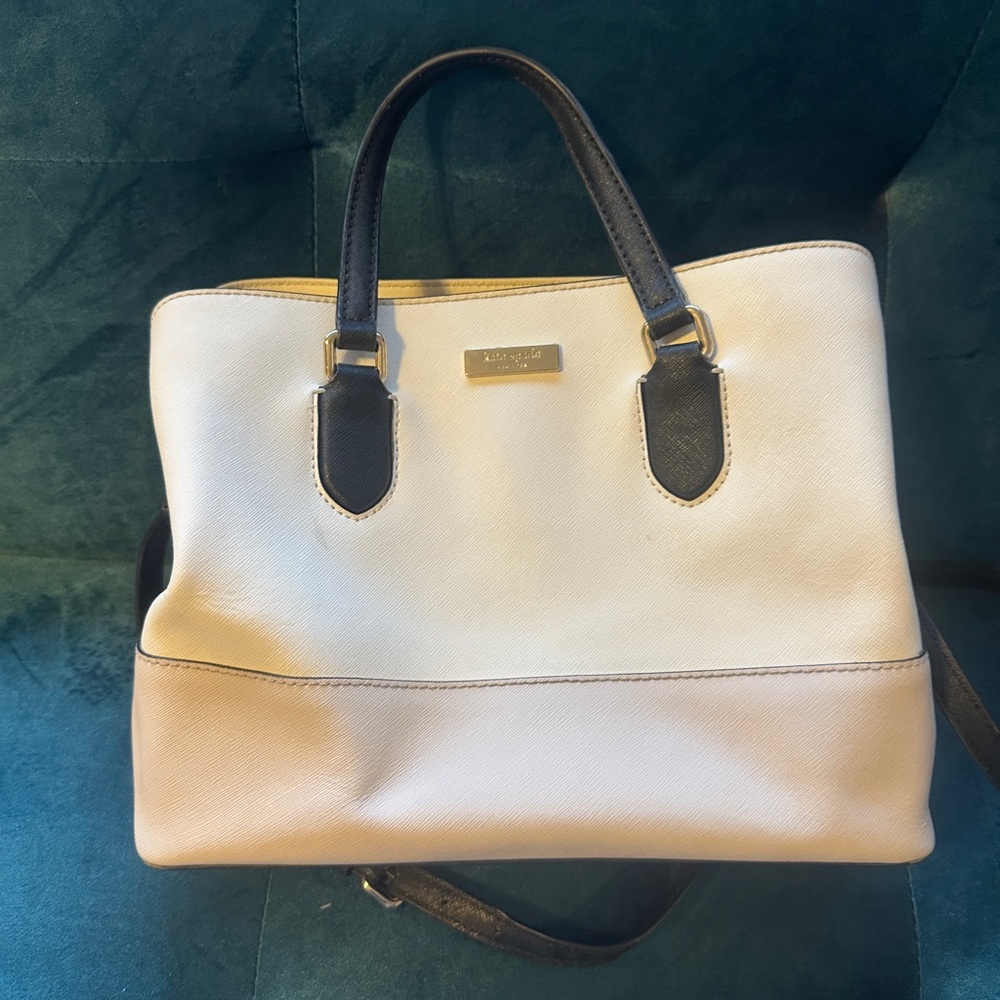 Neutral Kate Spade Shoulder bag